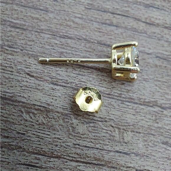 Gold 0.5 Carat Moissanite 925 Silver Sterling Stud Earrings - Picture 7 of 10